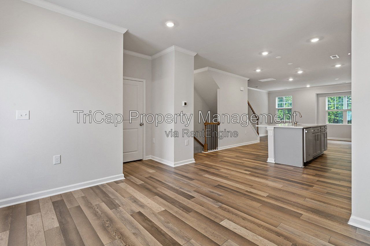 Gallery Image 14