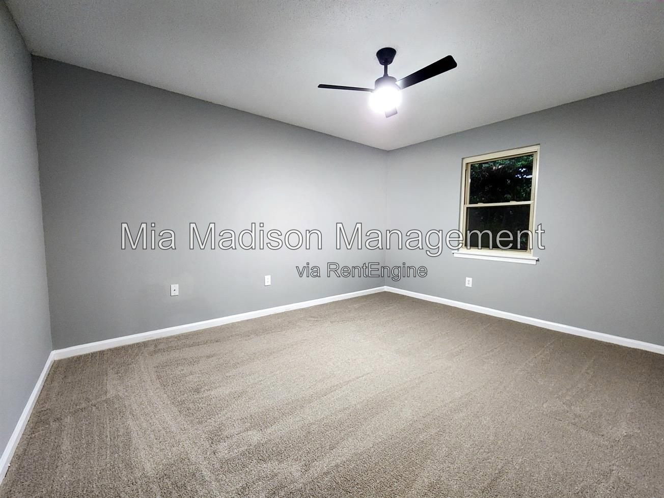 Gallery Image 18