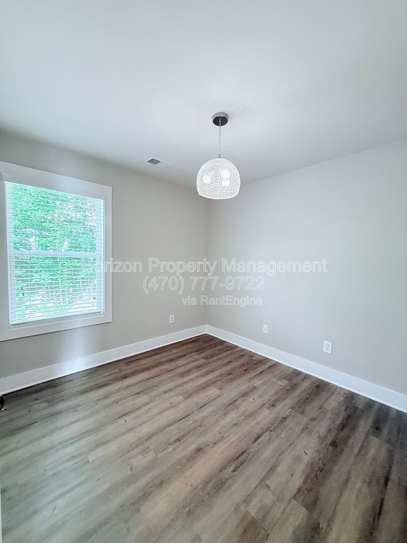 Gallery Image 16