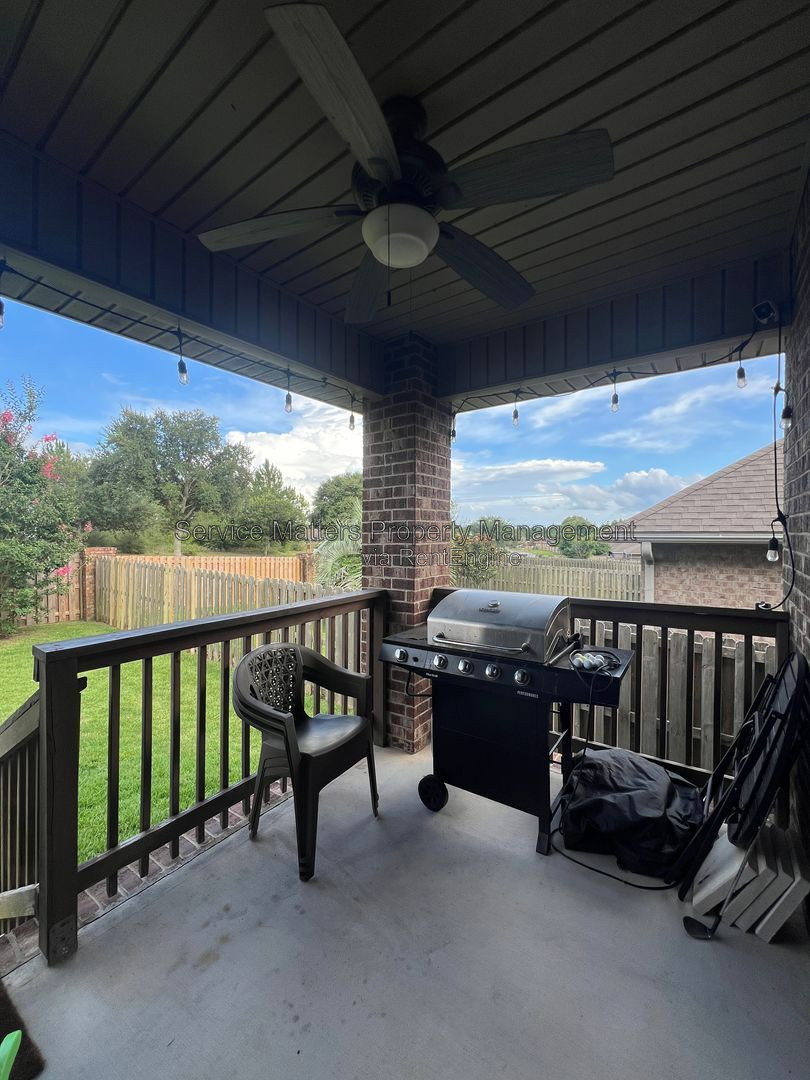 Gallery Image 33
