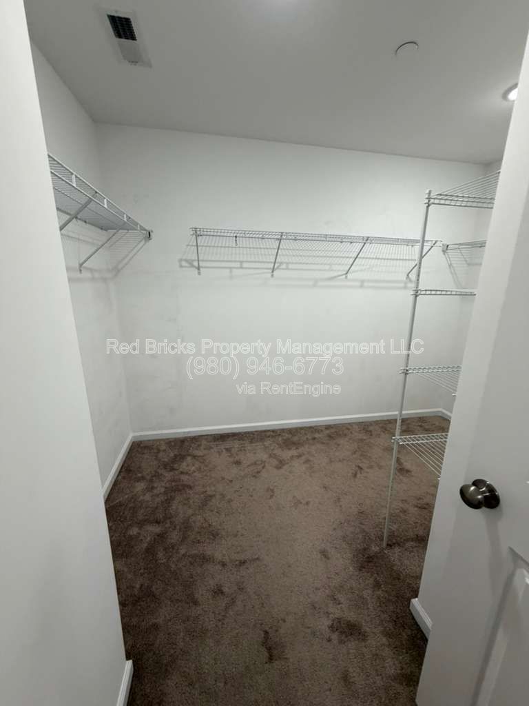Gallery Image 22