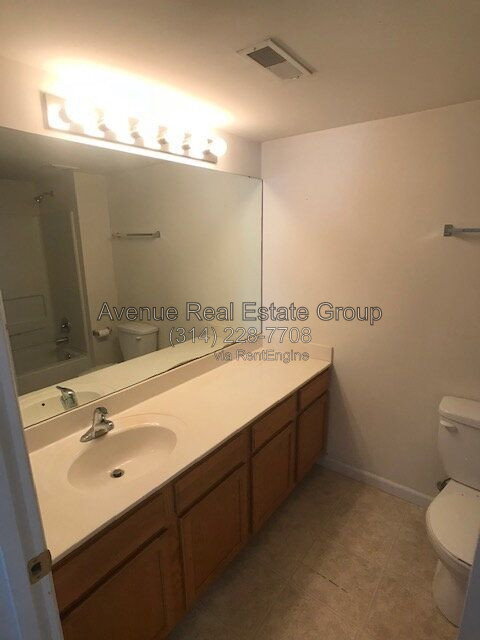 Gallery Image 16