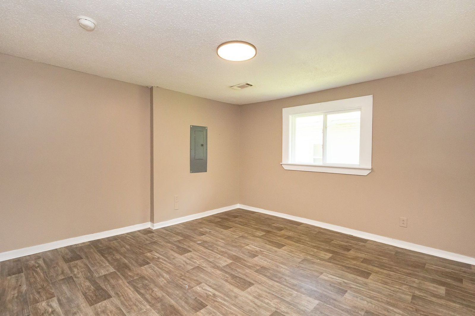 Gallery Image 15