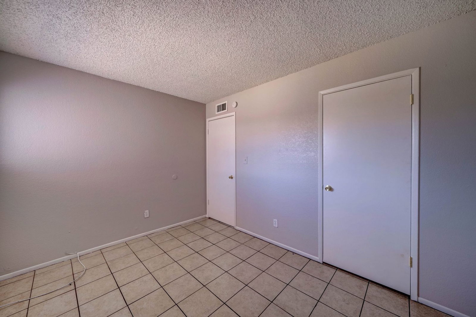 Gallery Image 19
