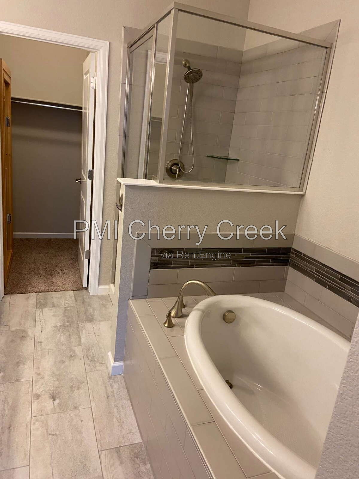 Gallery Image 34