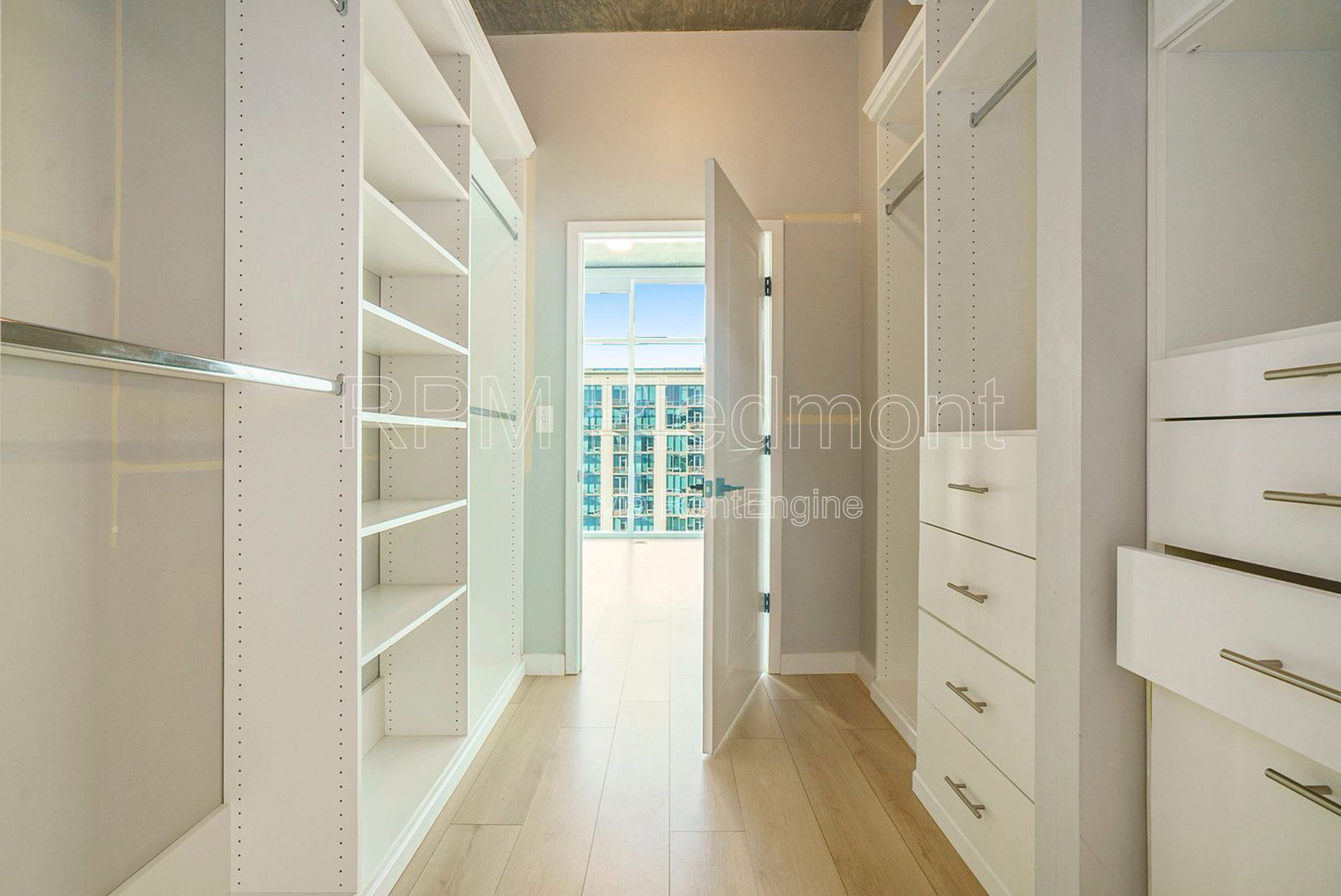 Gallery Image 19