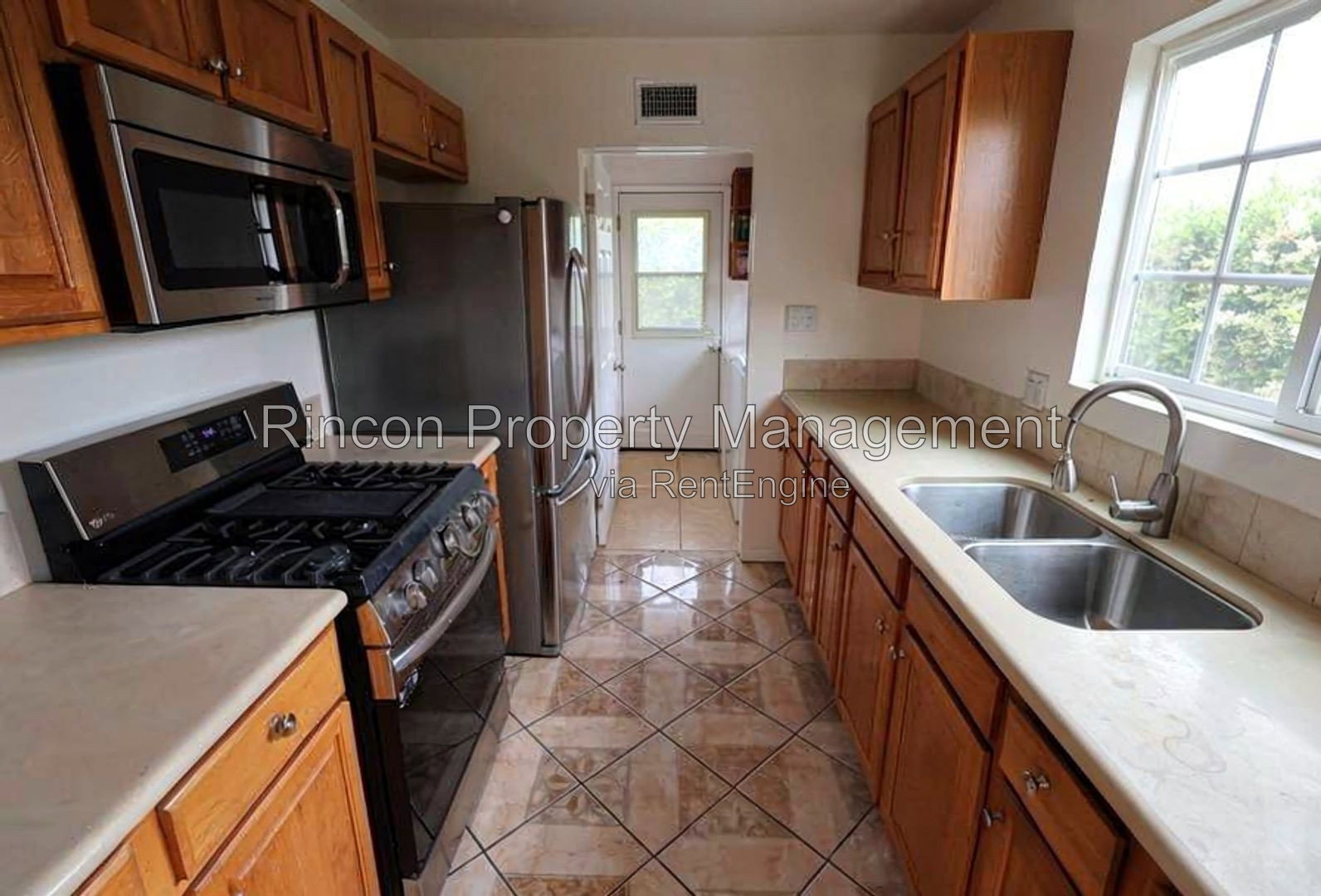 Gallery Image 0