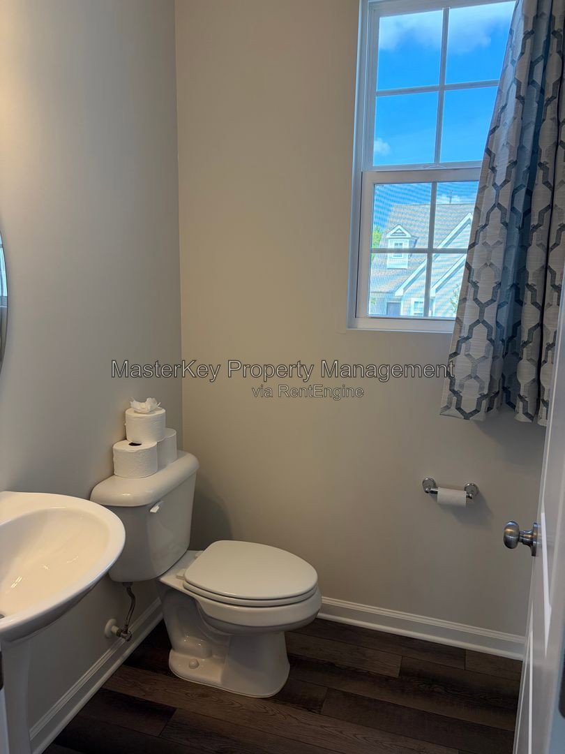 Gallery Image 12