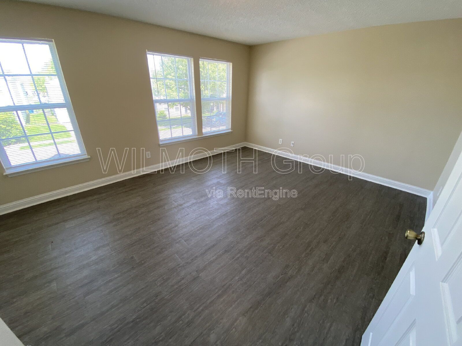 Gallery Image 17