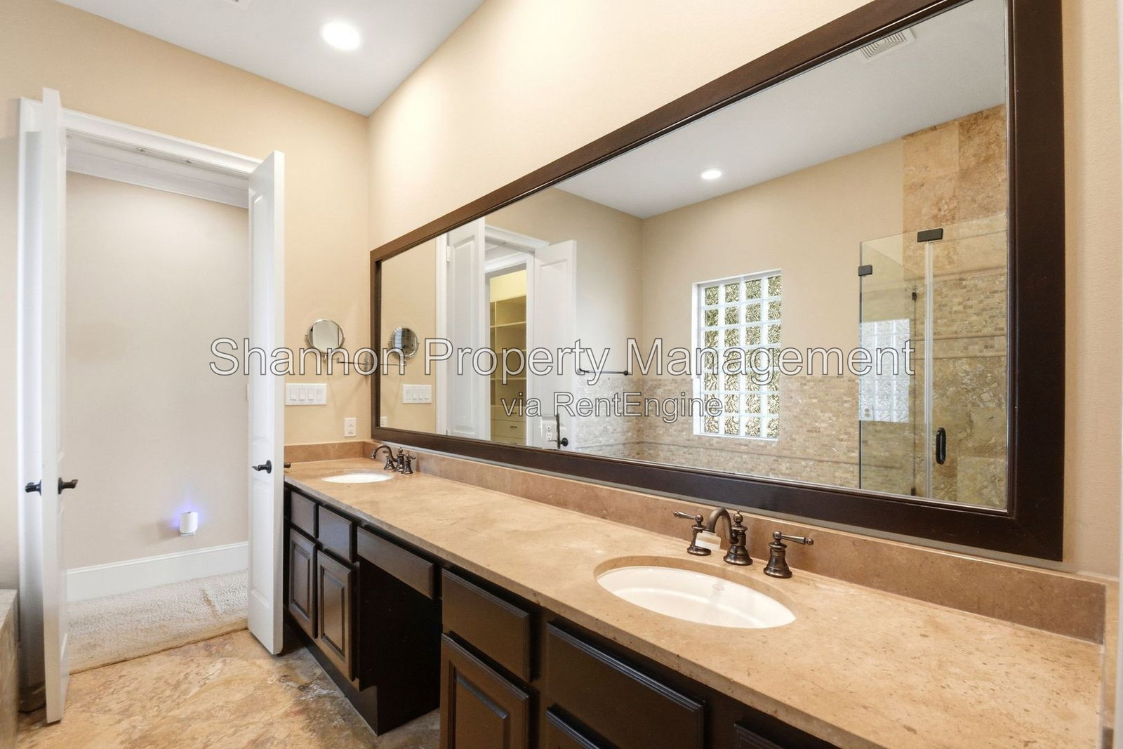 Gallery Image 36