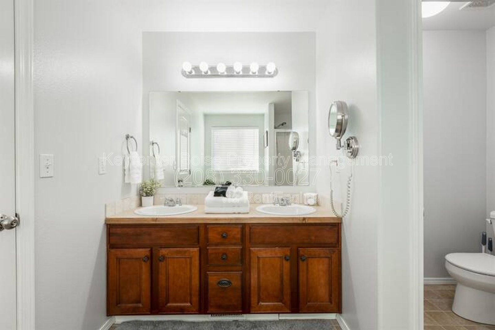 Gallery Image 30