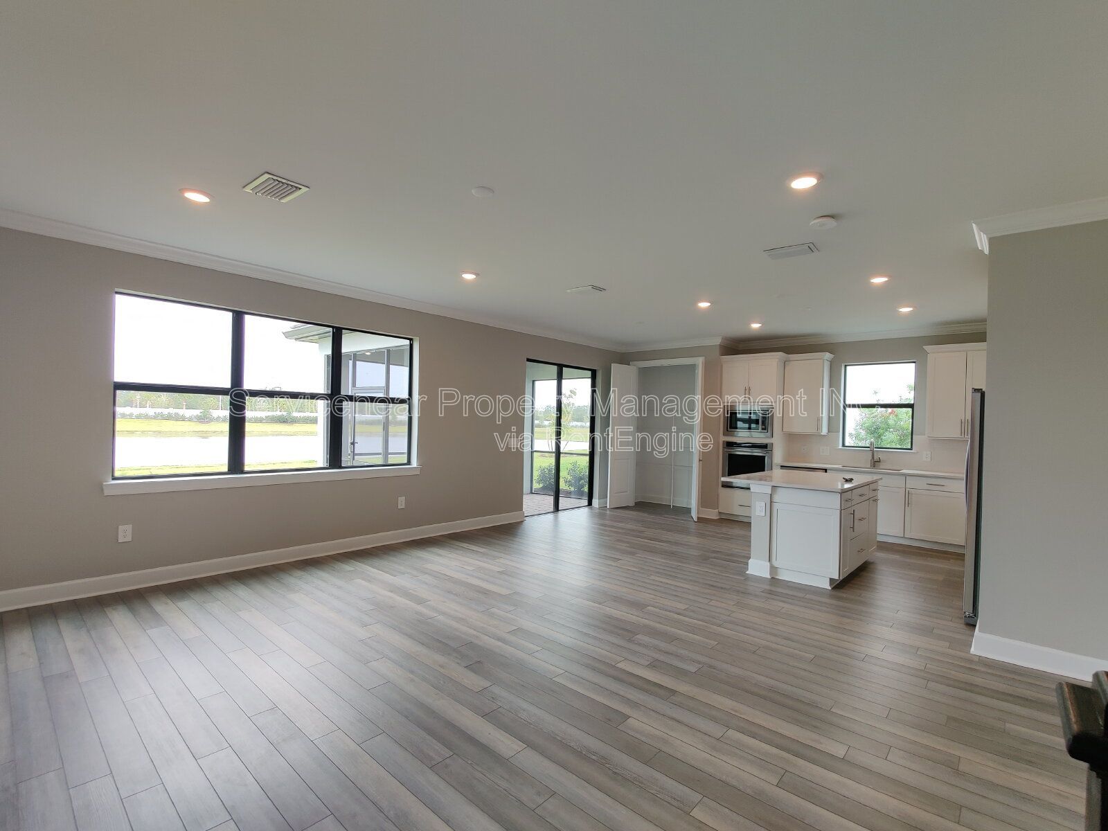 Gallery Image 36