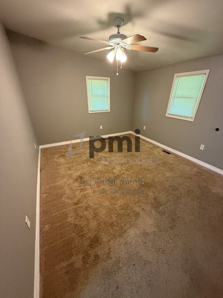 Gallery Image 18