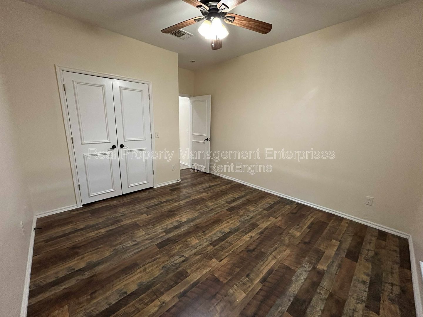 Gallery Image 28