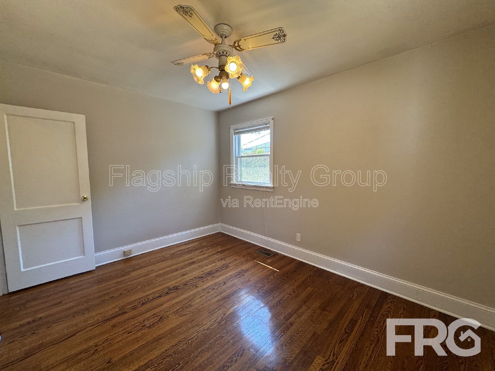 Gallery Image 26