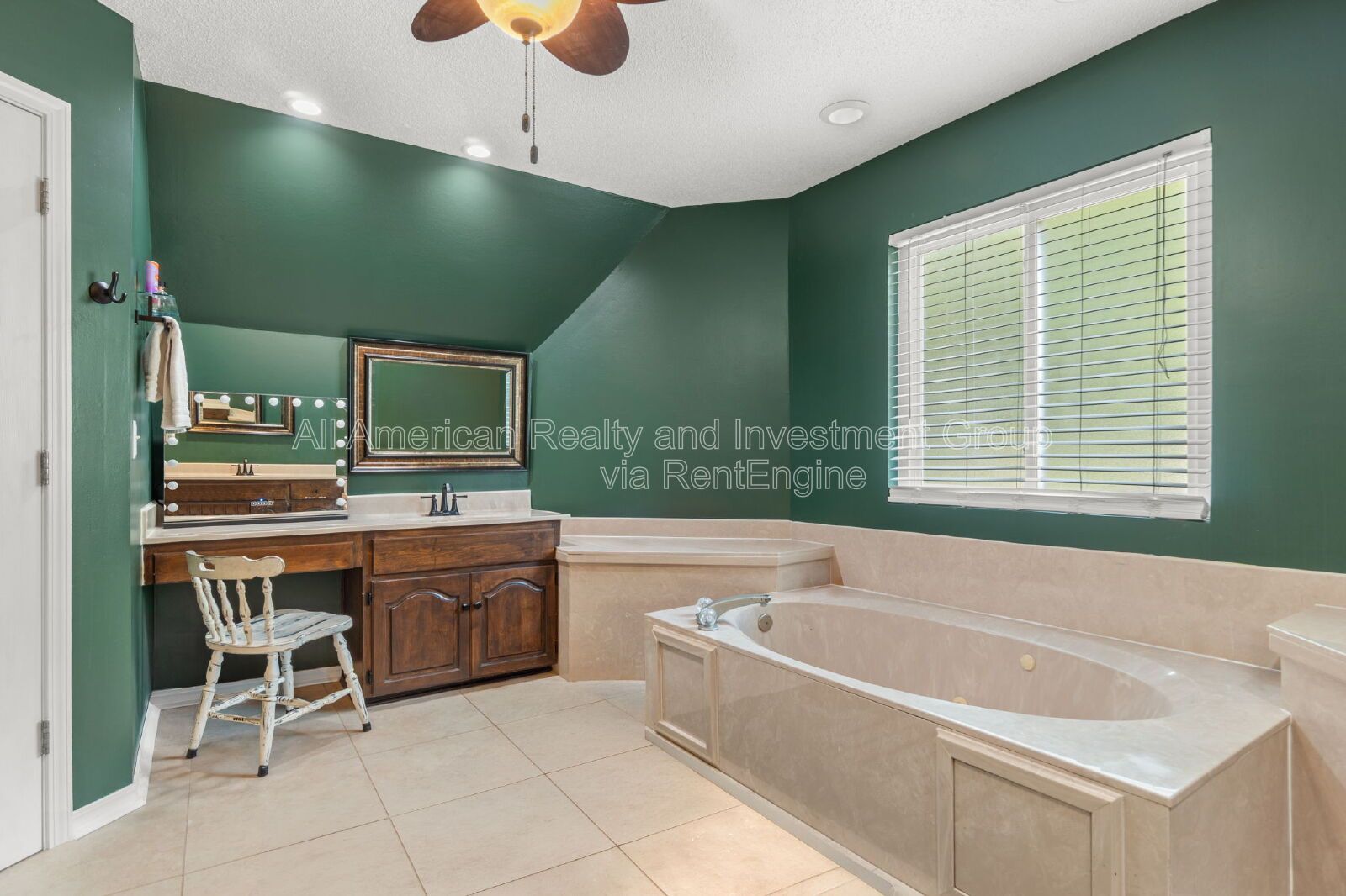 Gallery Image 17