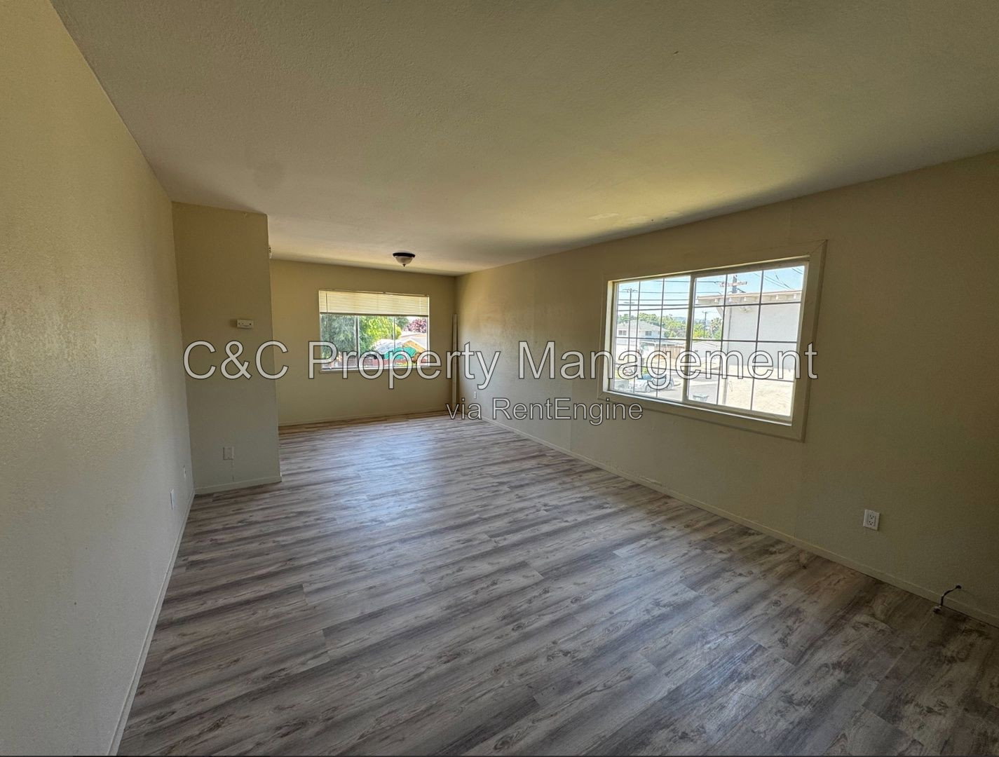Gallery Image 0