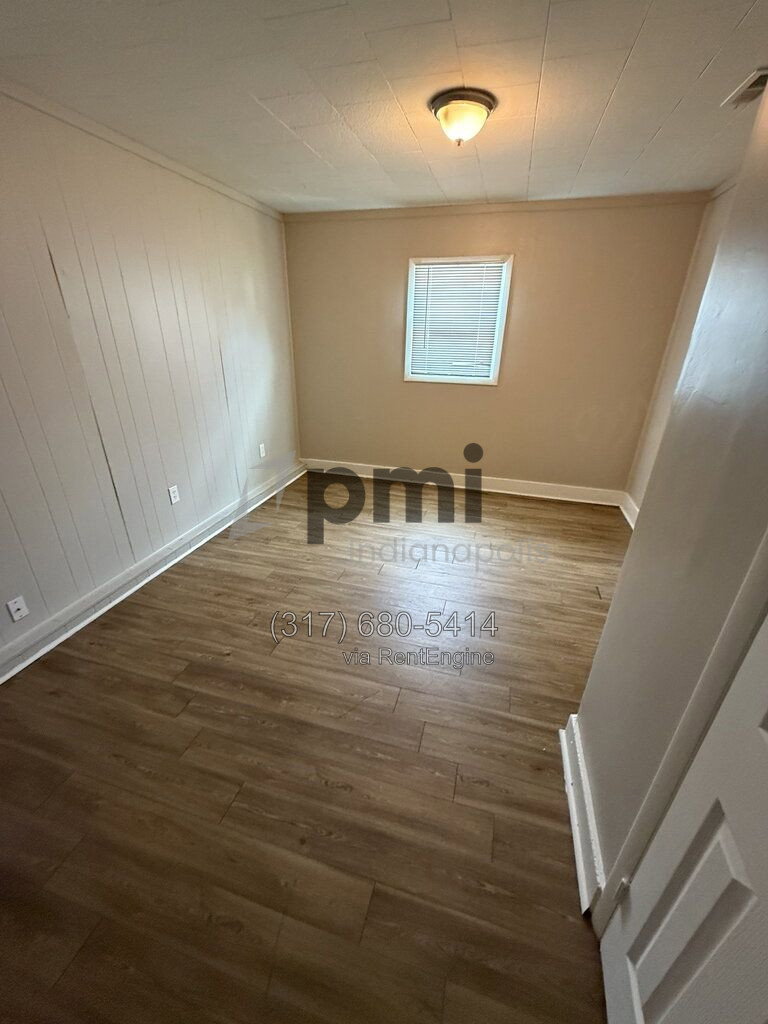 Gallery Image 18