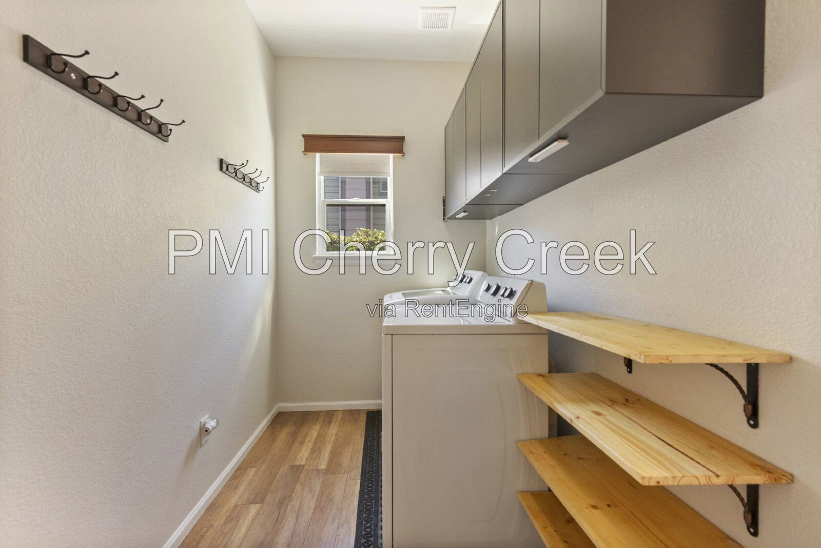 Gallery Image 19