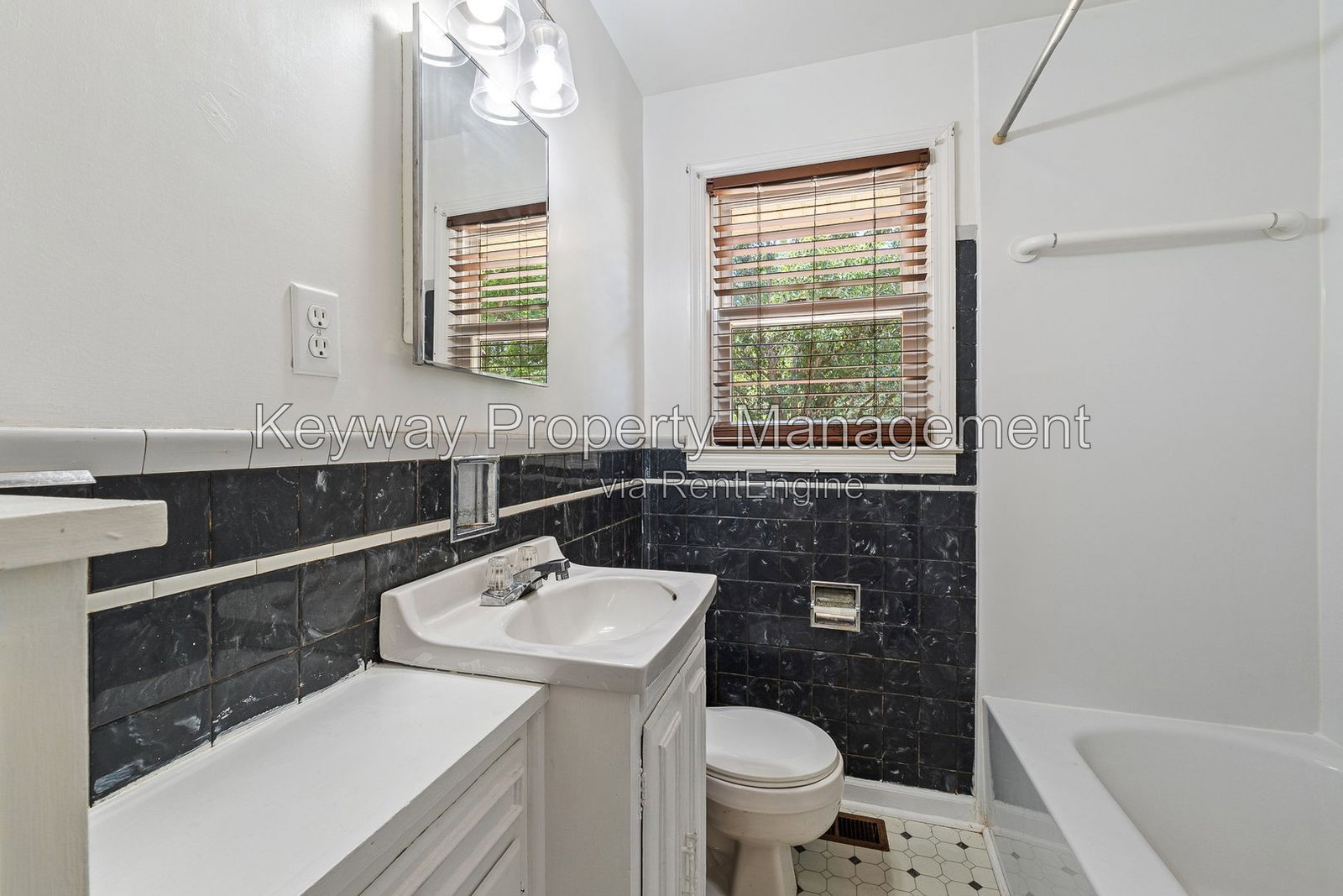 Gallery Image 17