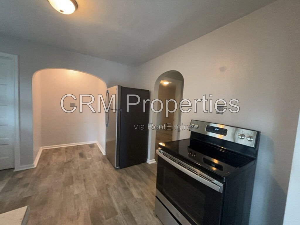 Gallery Image 14