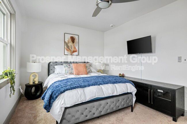 Gallery Image 12