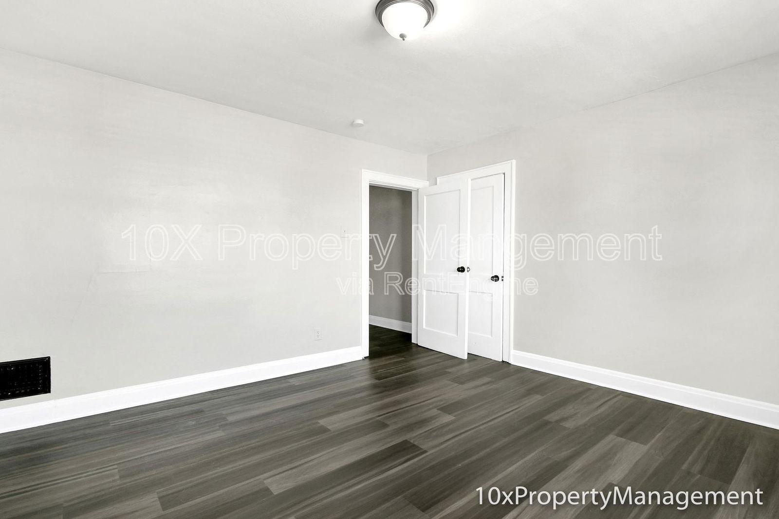 Gallery Image 18