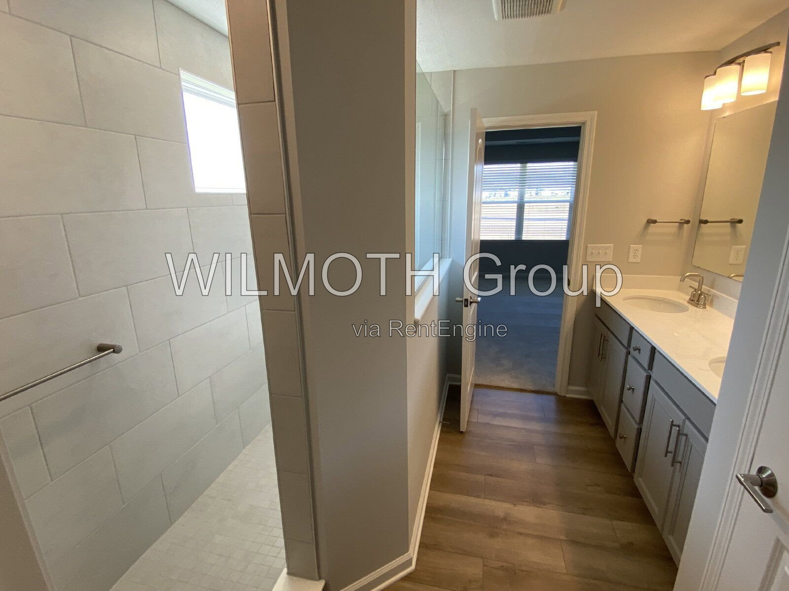 Gallery Image 17