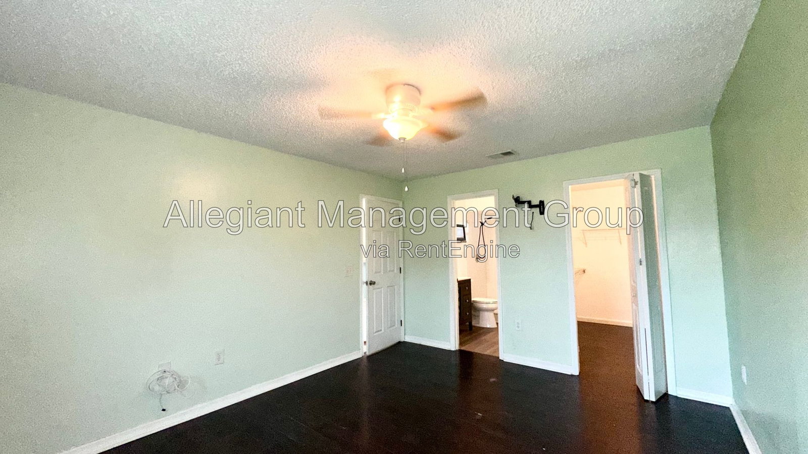 Gallery Image 19
