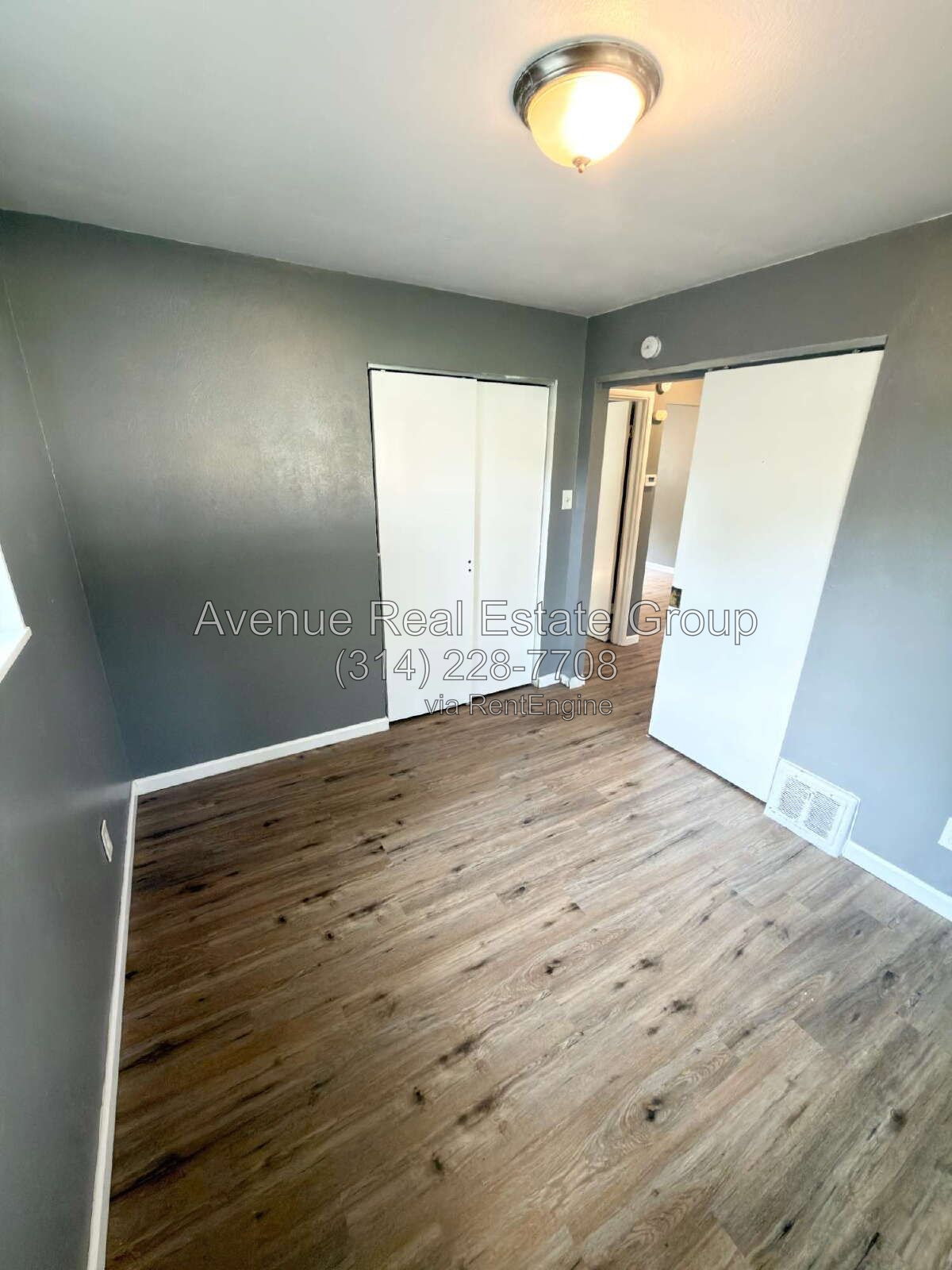 Gallery Image 18