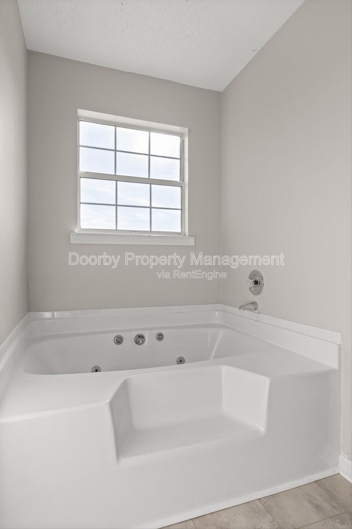 Gallery Image 28