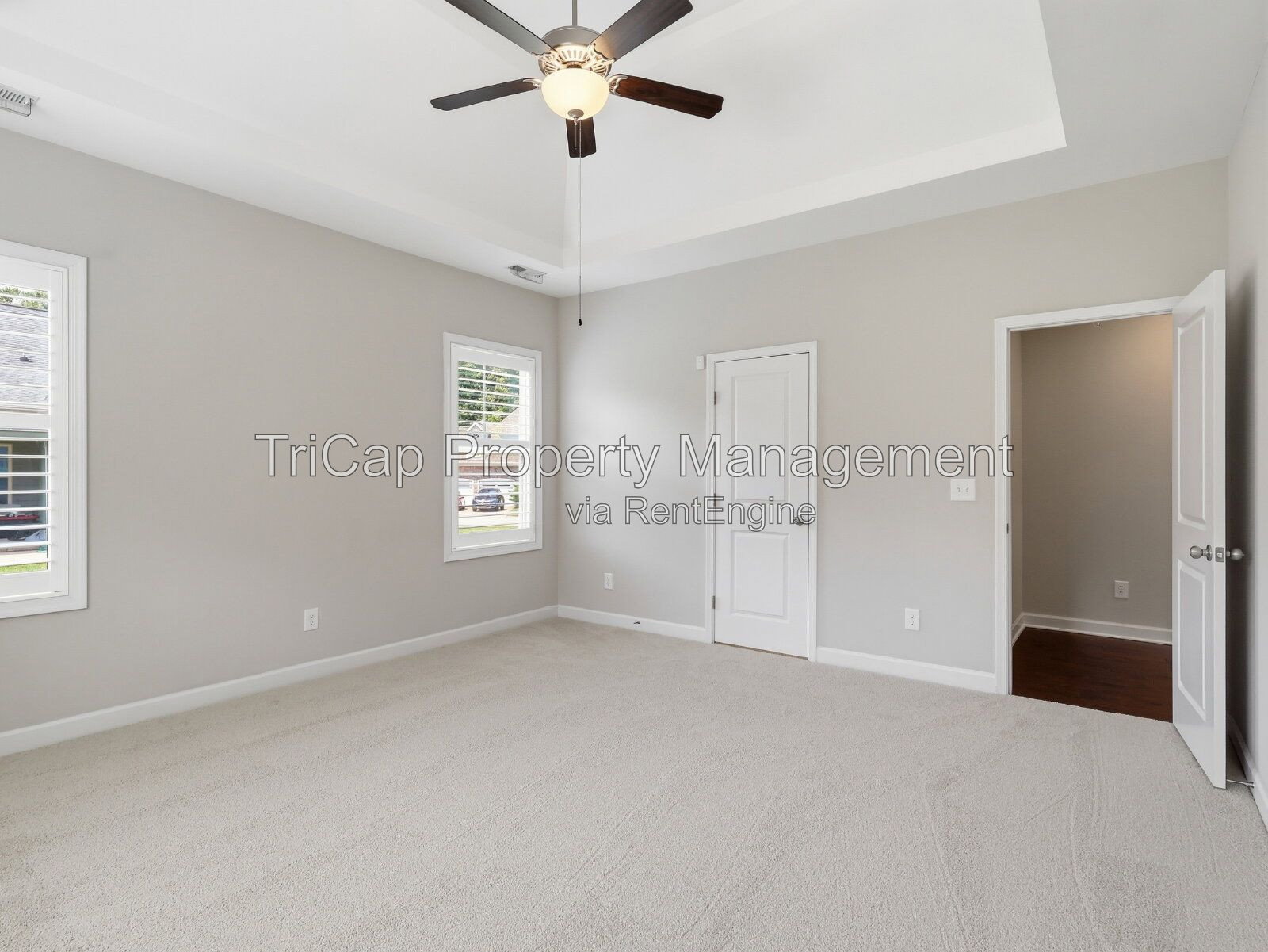 Gallery Image 16
