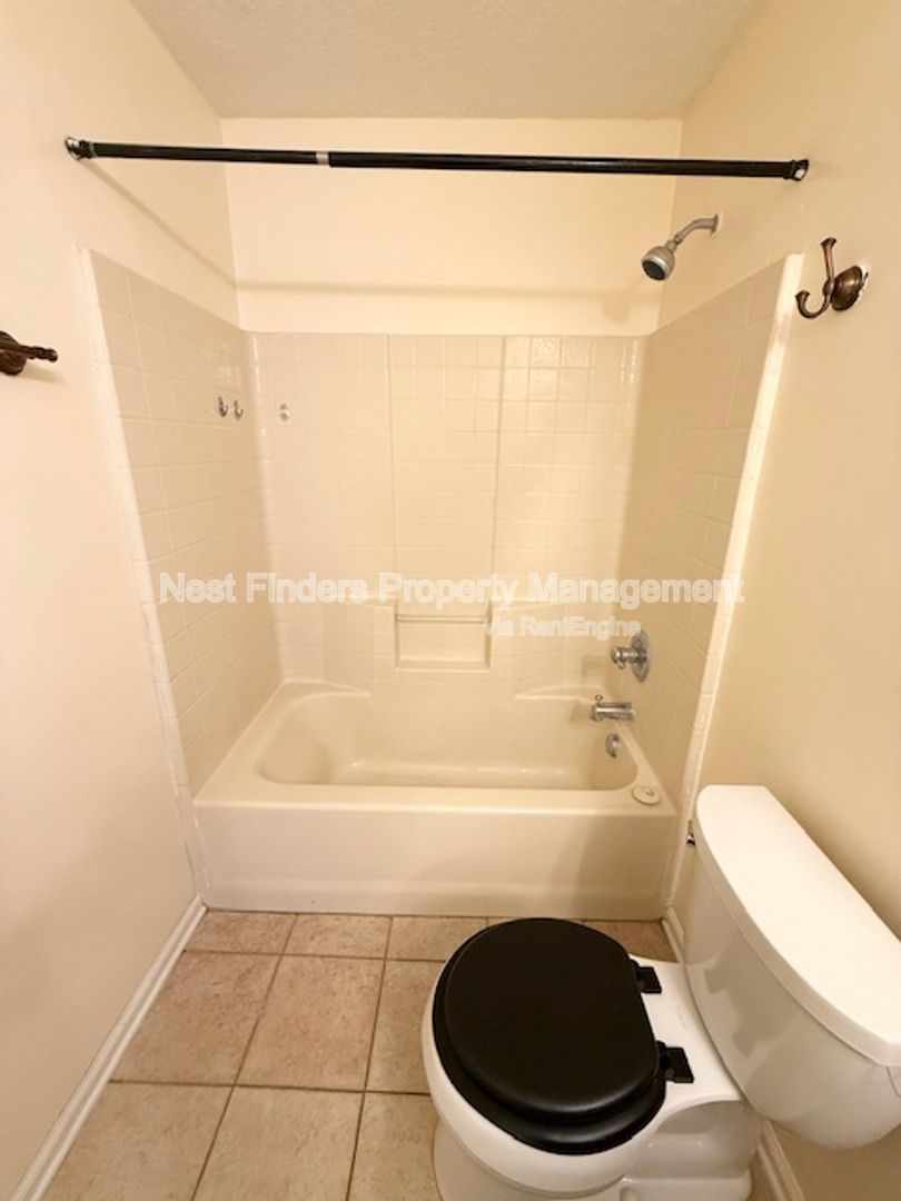 Gallery Image 33