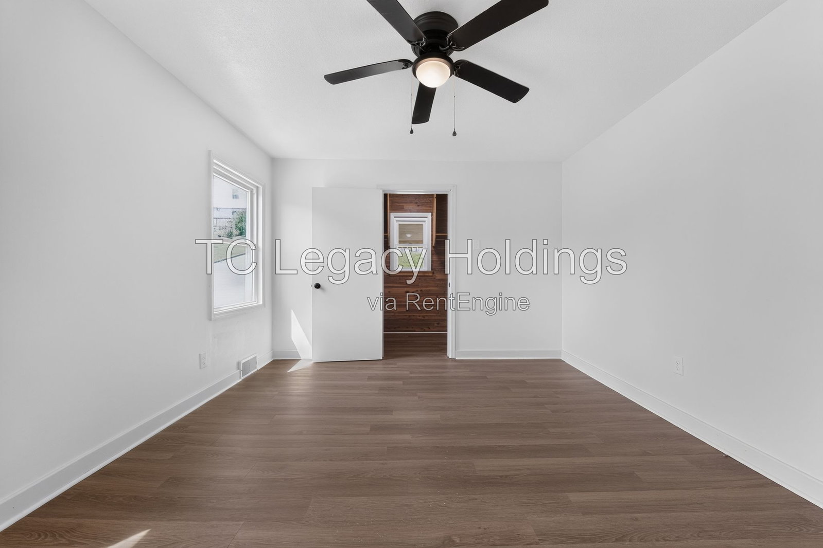 Gallery Image 17