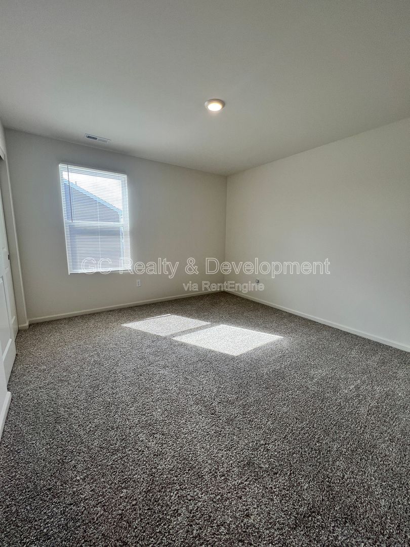 Gallery Image 18