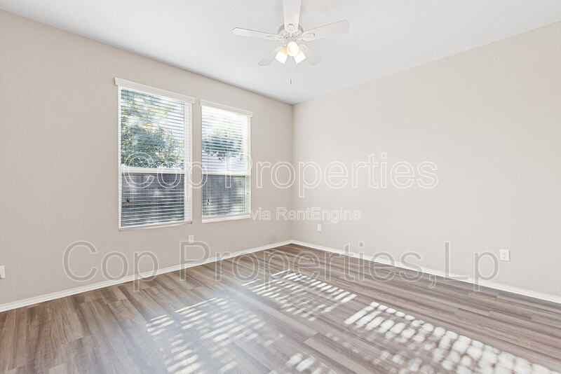 Gallery Image 19