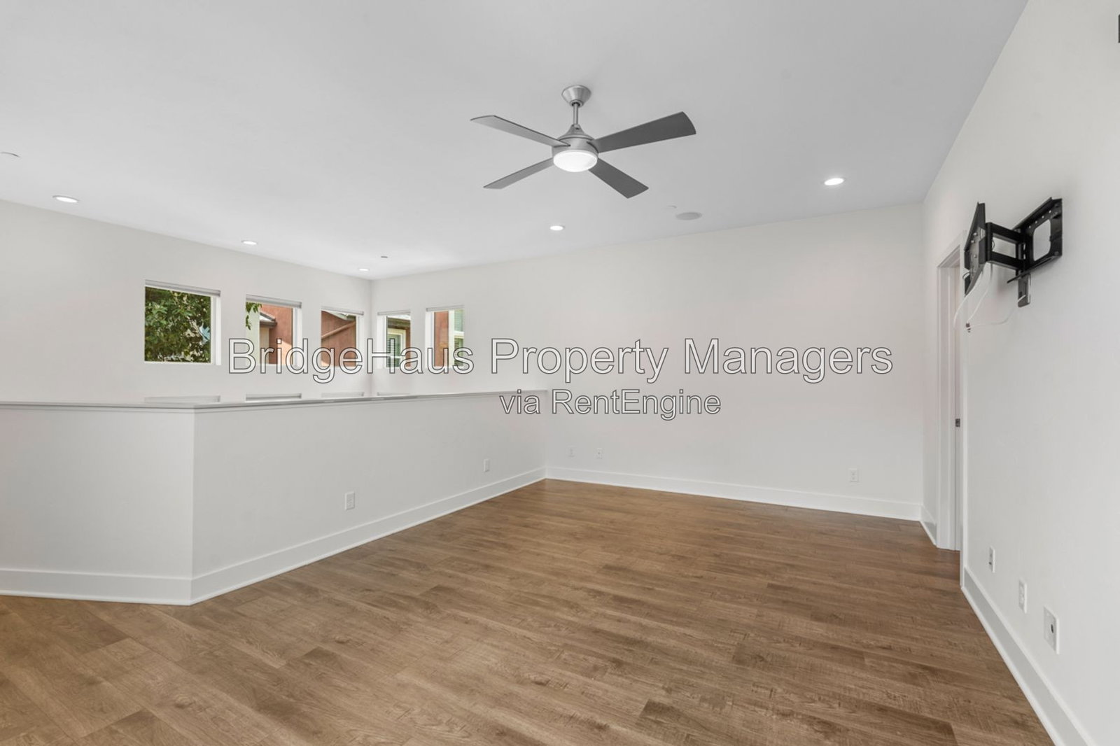Gallery Image 36
