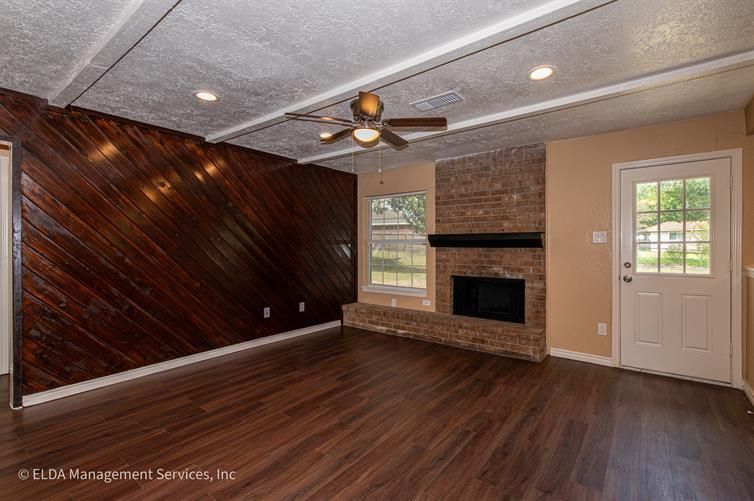 Gallery Image 19