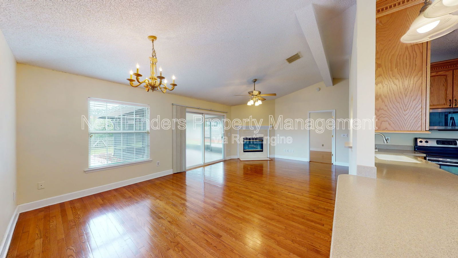 Gallery Image 16