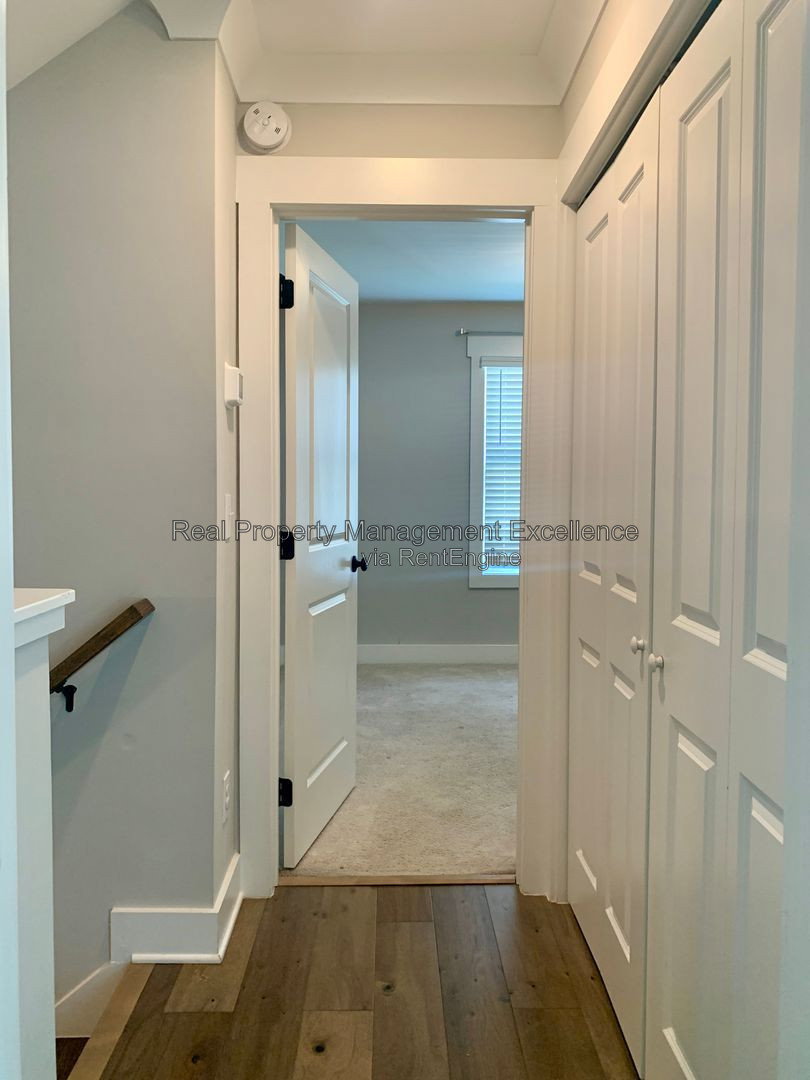 Gallery Image 28