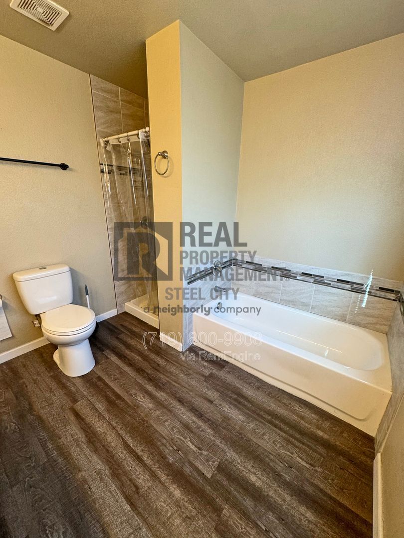 Gallery Image 14