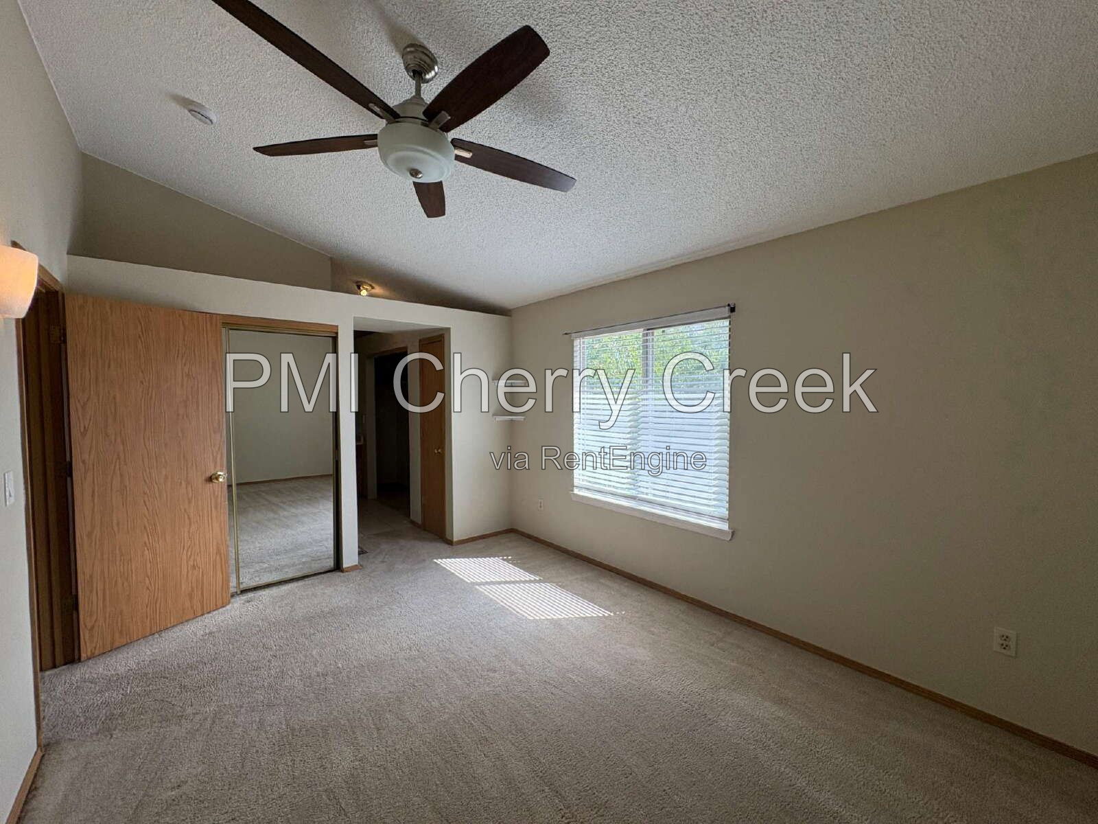 Gallery Image 22