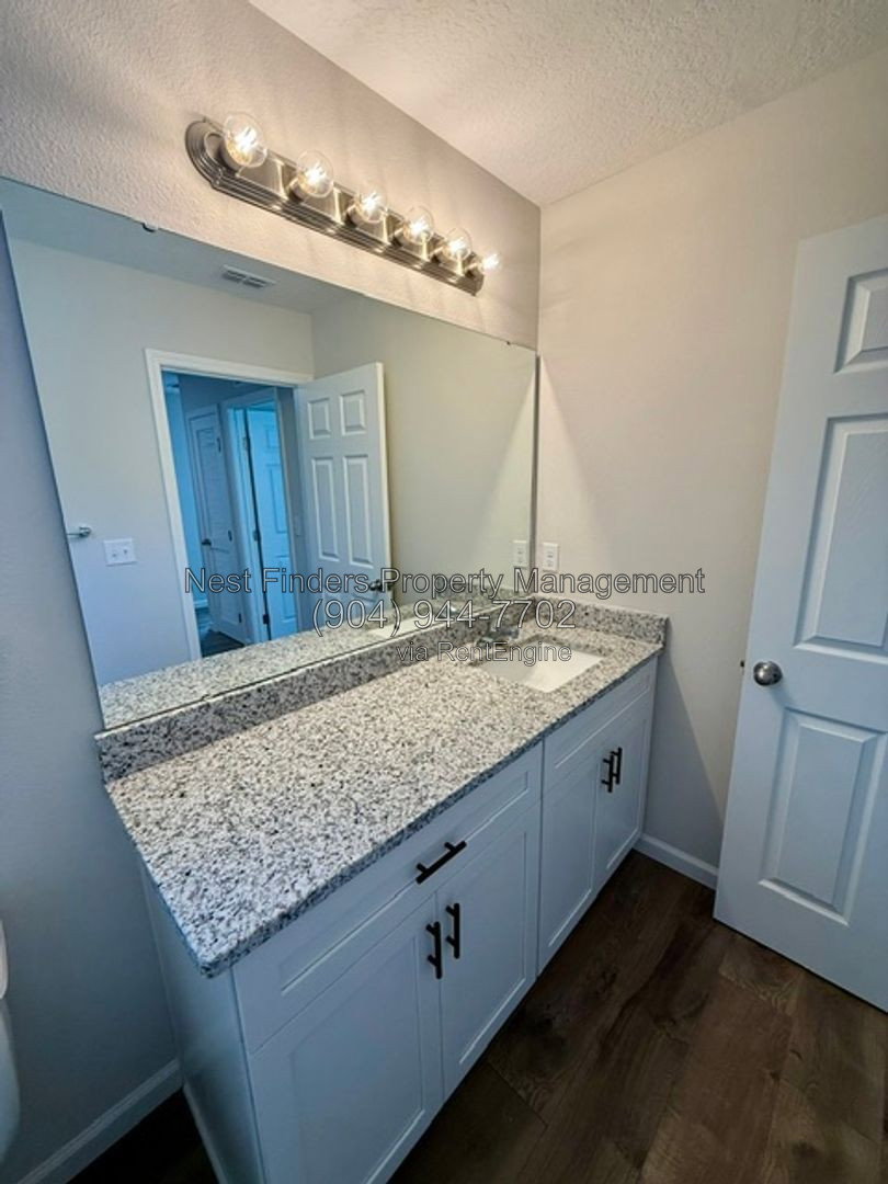 Gallery Image 18