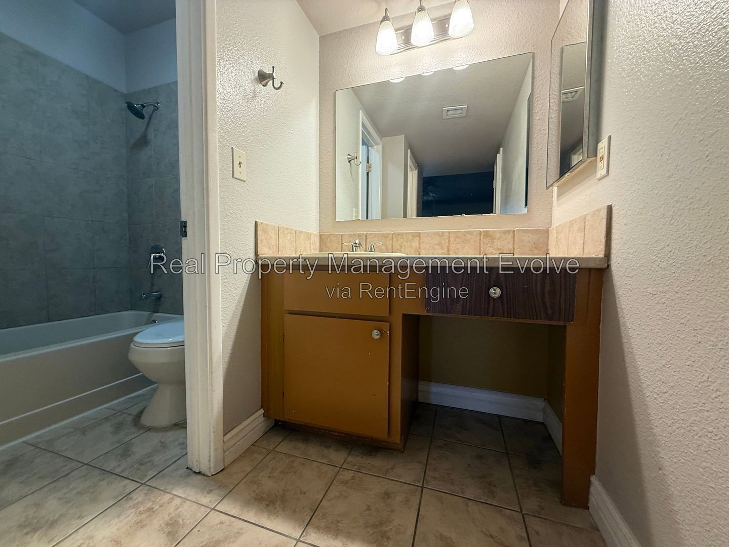 Gallery Image 14