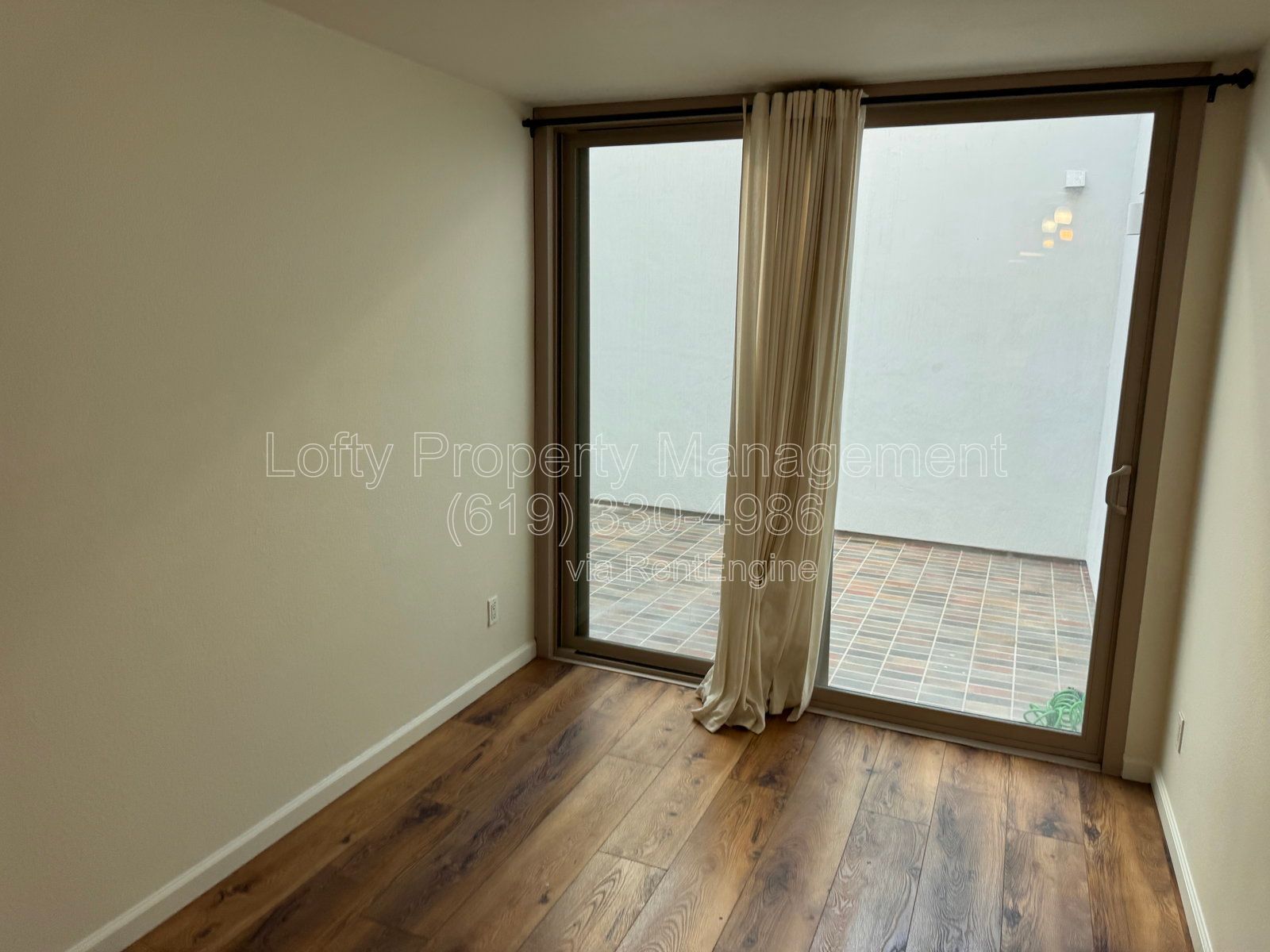 Gallery Image 15