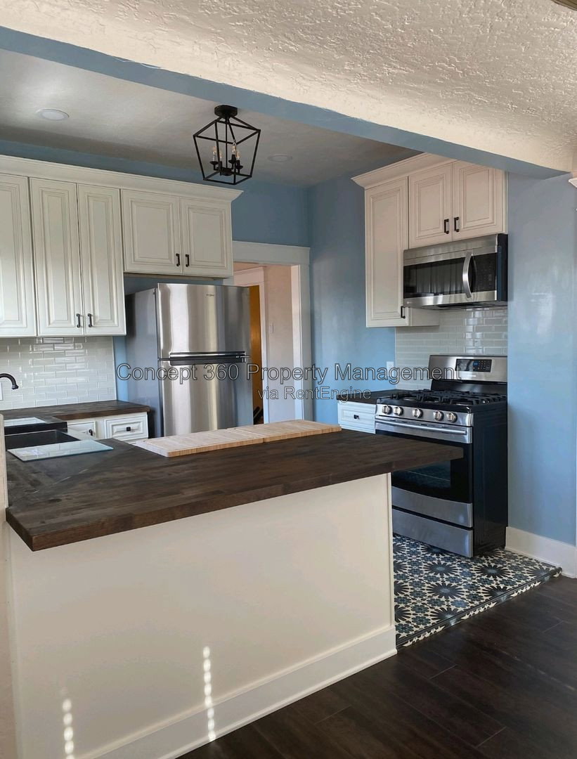 Gallery Image 14