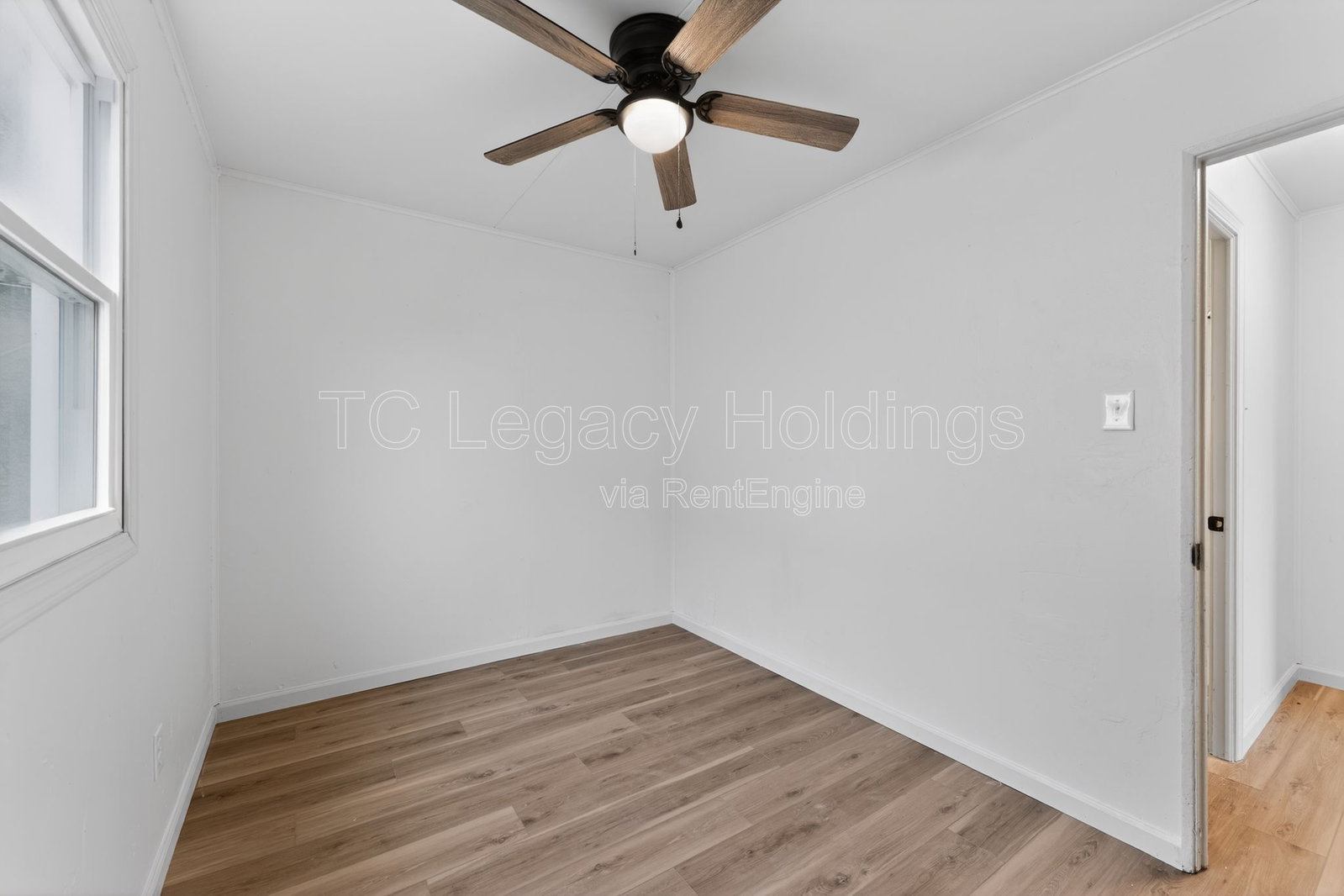 Gallery Image 19