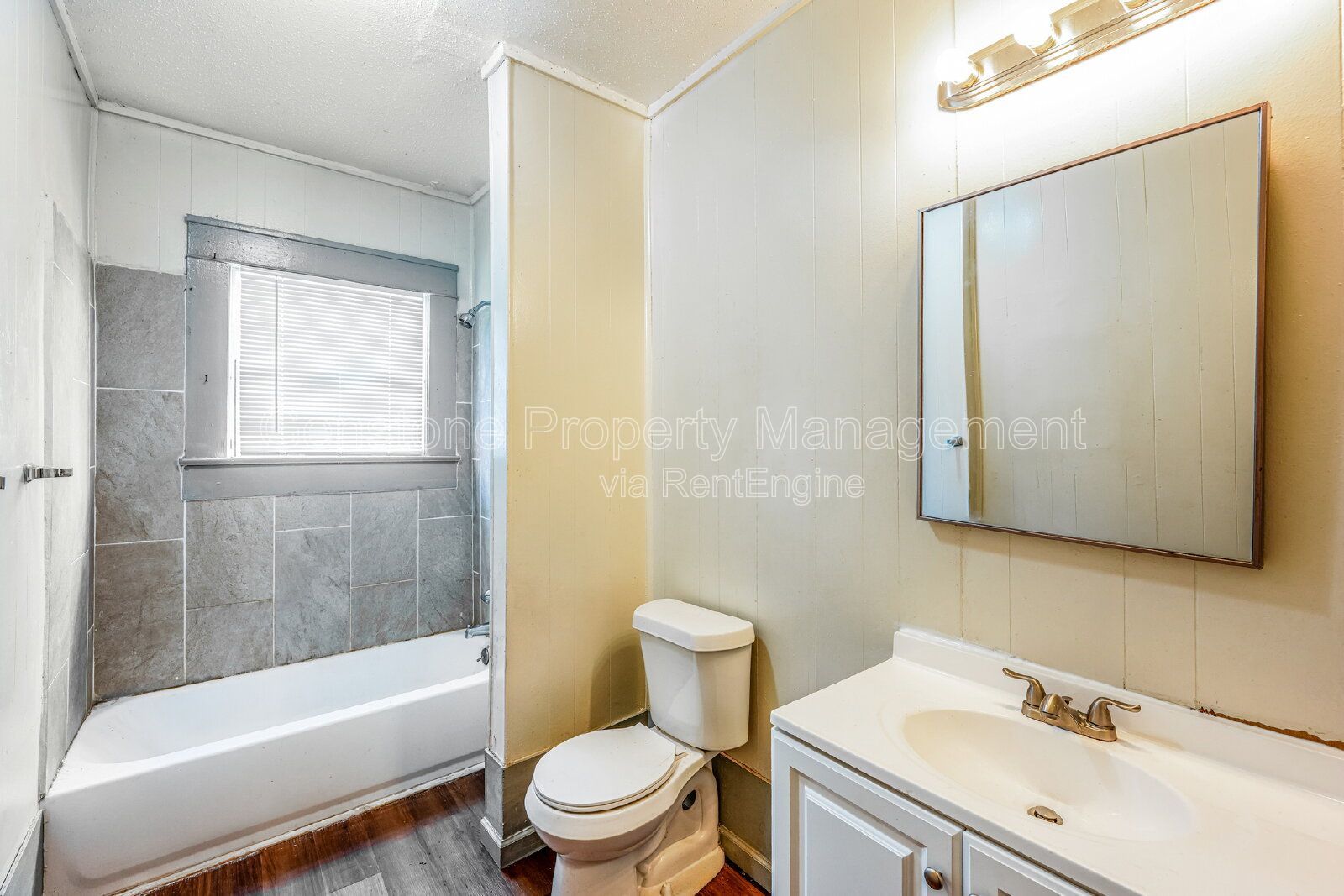 Gallery Image 17