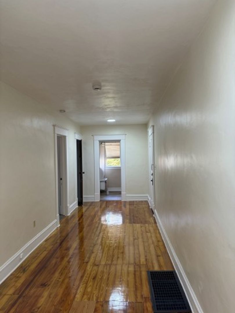 Gallery Image 16