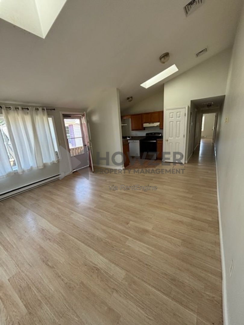 Gallery Image 0